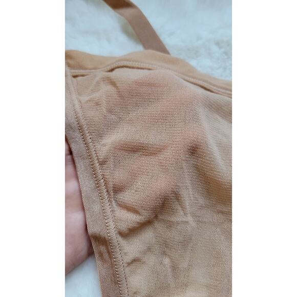 SKIMS Summer Mesh String Thong - Picture 5 of 6